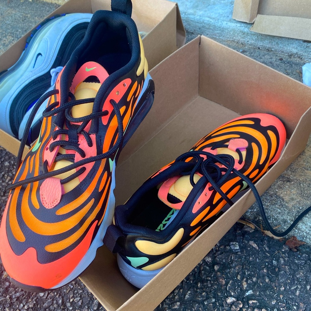 Nike Air Max Orange sneakers